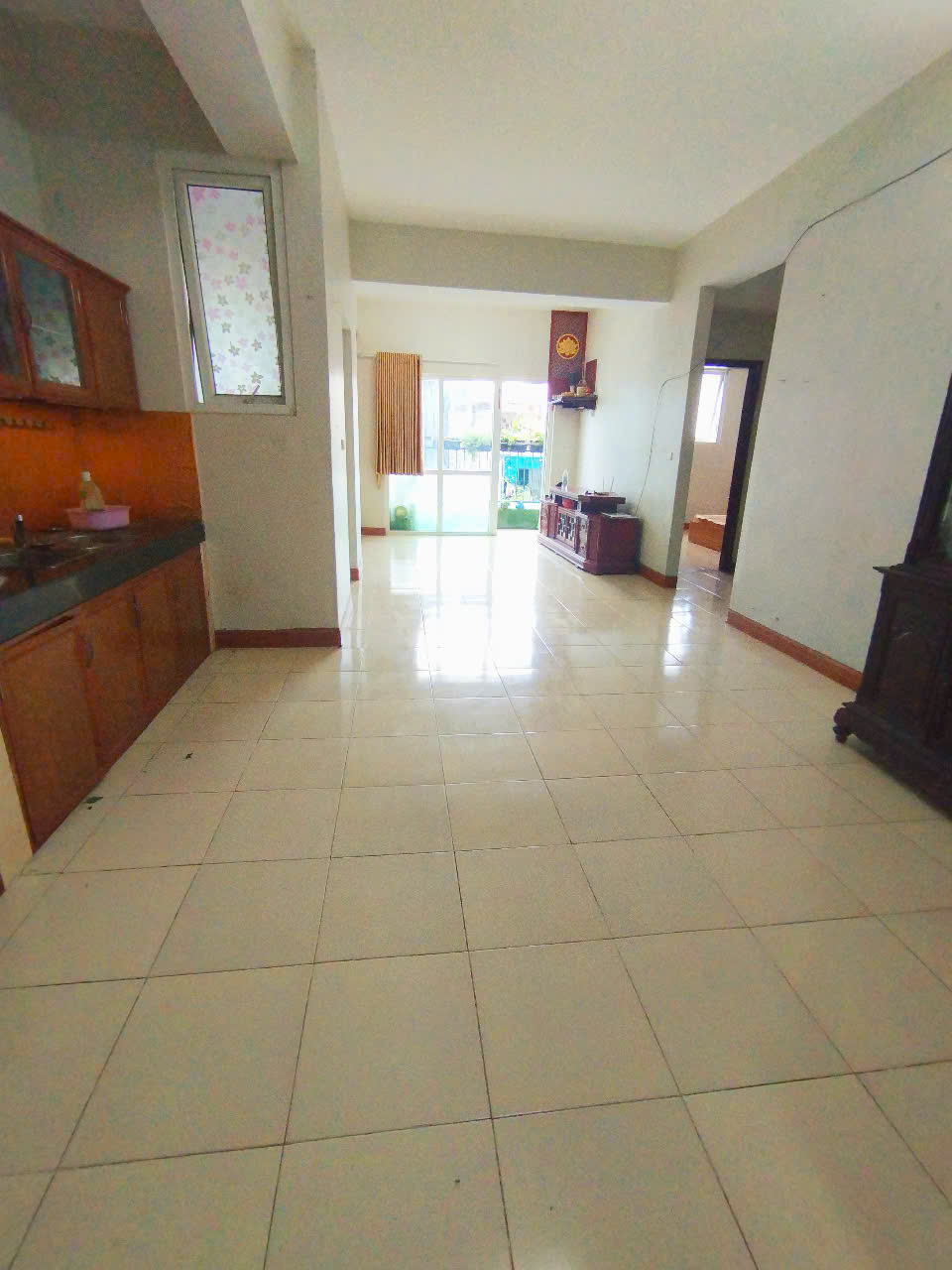 Cho thuê căn hộ chung cư Hoàng Cầu, 91m2, 2 ngủ (có thể cải tạo 1PN), có slot ô tô - Ảnh 4